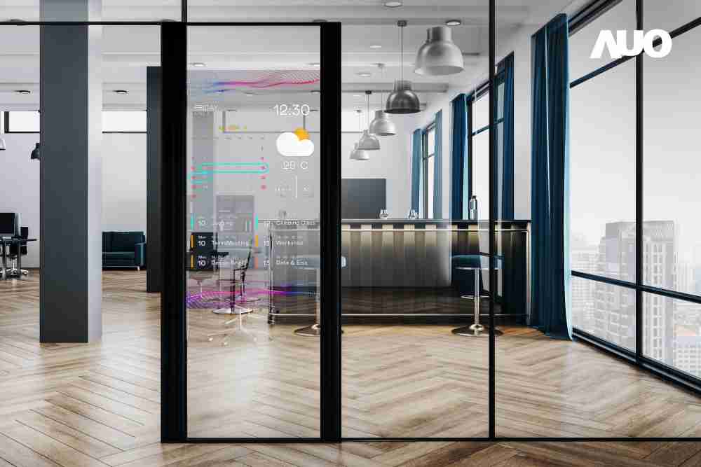 尊龙集团致力于研发低能耗之绿色产品，，，，如低能耗发光组件Micro LED显示技术，，，具高透明、、、、可无限拼接的特性，，，可依需求调整并延伸应用于不同场域，，，，包括汽车侧窗或家庭玄关、、、智慧橱窗、、商业展示等